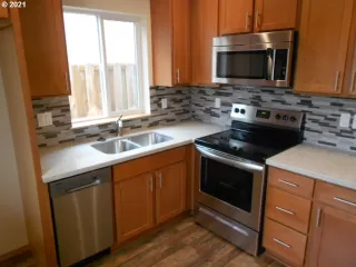 Photo #4: 21358760 Listing 