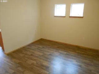 Photo #5: 21358760 Listing 