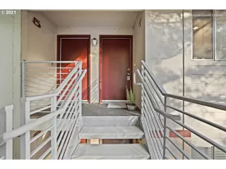 Photo #2: 21359093 Listing 