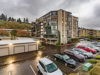 Photo #1: 21359620 Listing 