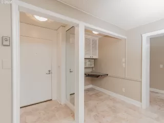 Photo #3: 21359620 Listing 