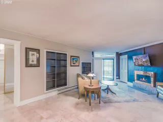 Photo #5: 21359620 Listing 