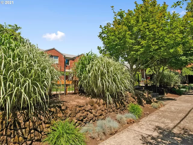 MLS: 21360013 Condo For Sale