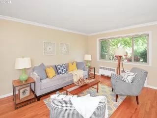 Photo #4: 21360013 Listing