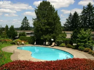 Photo #4: 21360742 Listing