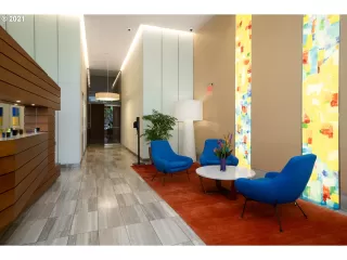 Photo #1: 21360783 Listing