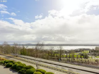 Photo #1: 21361462 Listing