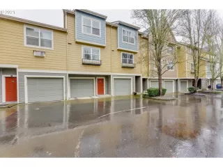 Photo #2: 21361833 Listing