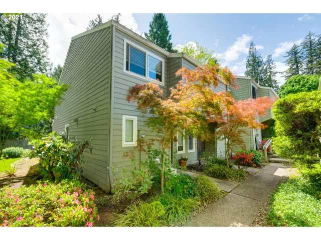 MLS: 21362908 Condo For Sale