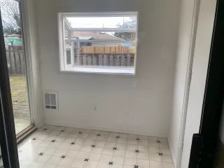 Photo #4: 21364233 Listing