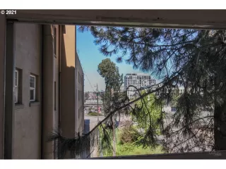 Photo #1: 21365177 Listing