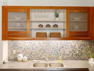 Photo #5: 21365181 Listing 