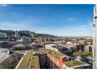 Photo #5: 21365810 Listing