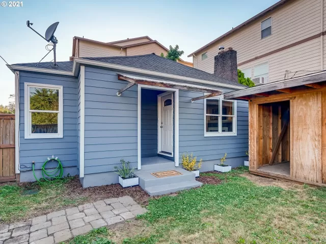 MLS: 21366250 Condo For Sale