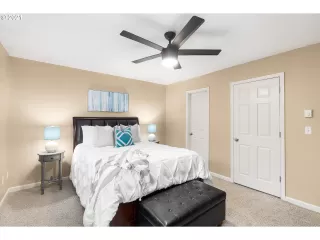 Photo #3: 21366717 Listing