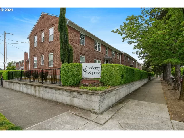 MLS: 21366951 Condo For Sale