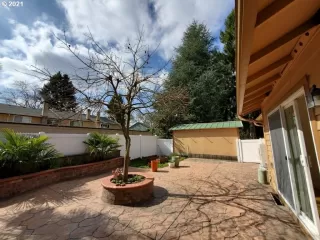 Photo #2: 21367025 Listing