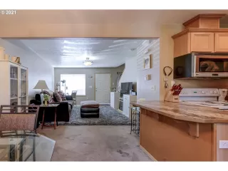 Photo #3: 21368572 Listing