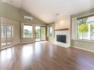 Photo #1: 21368584 Listing