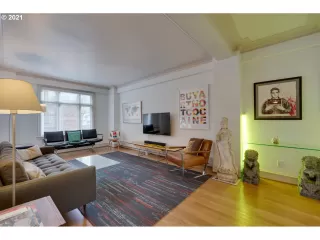 Photo #6: 21369294 Listing