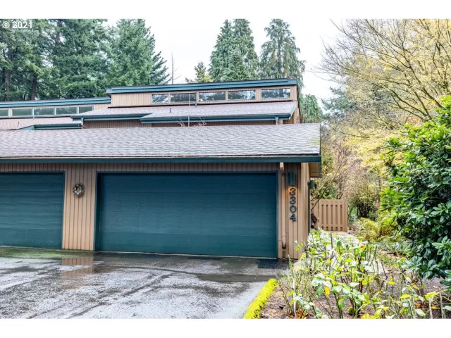 MLS: 21369943 Condo For Sale