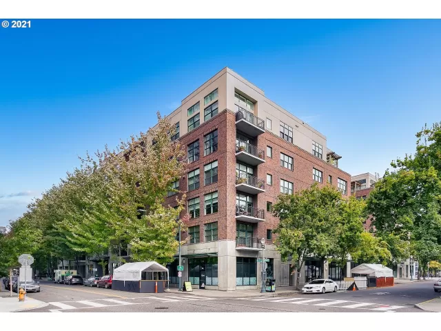 MLS: 21370702 Condo For Sale