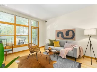 Photo #6: 21370702 Listing