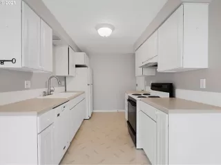 Photo #2: 21371053 Listing