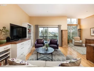 Photo #3: 21371376 Listing