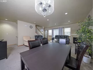 Photo #2: 21372252 Listing