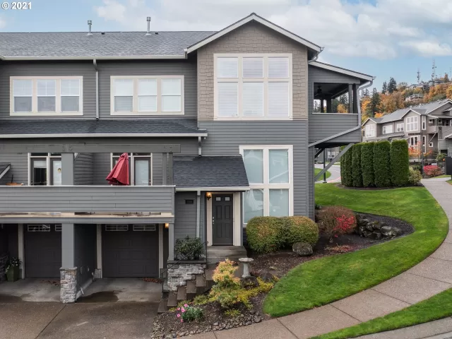 MLS: 21372282 Condo For Sale