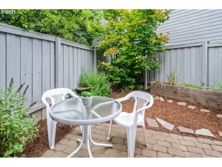 Photo #2: 21373302 Listing