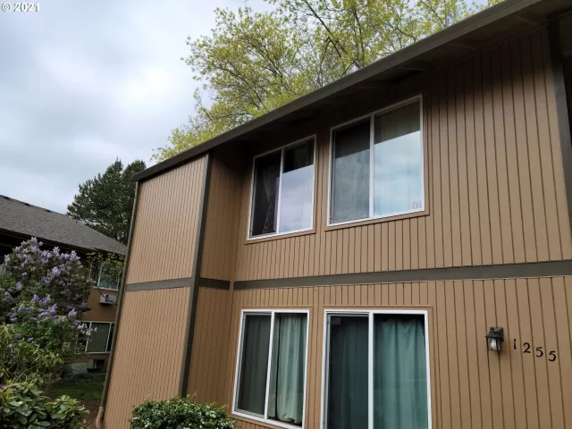 MLS: 21373575 Condo For Sale