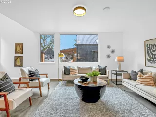 Photo #1: 21374061 Listing