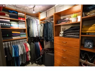 Photo #4: 21375064 Listing