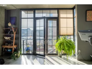 Photo #5: 21375064 Listing