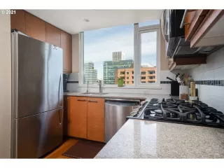 Photo #1: 21375194 Listing