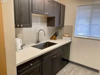 Photo #3: 21376266 Listing 