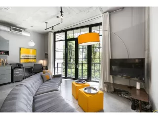 Photo #2: 21377697 Listing 