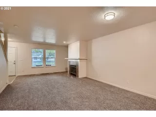 Photo #3: 21378262 Listing