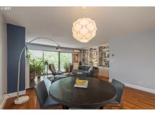 Photo #2: 21378529 Listing