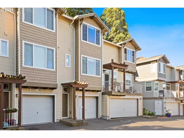 MLS: 21378581 Condo For Sale