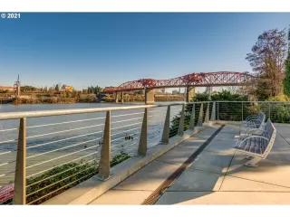 Photo #1: 21378602 Listing