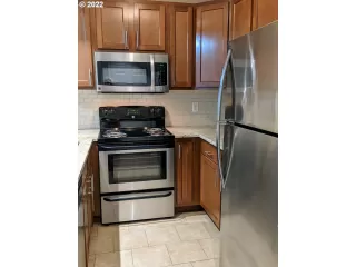 Photo #3: 21378691 Listing