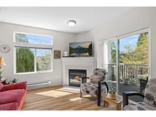 Photo #3: 213800291 Listing 