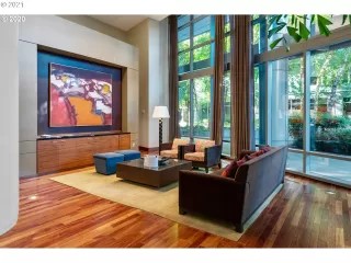 Photo #6: 21380647 Listing 