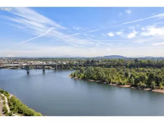 Photo #6: 21381369 Listing