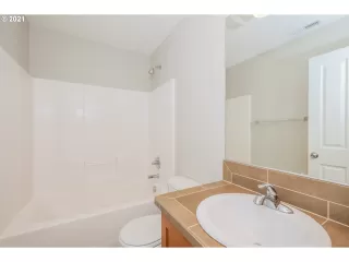 Photo #3: 21381731 Listing 