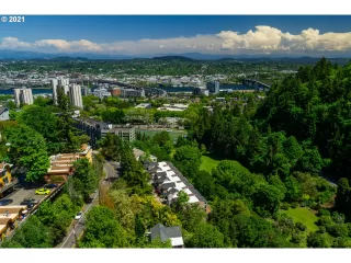 Photo #2: 21382543 Listing