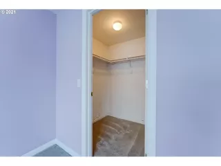 Photo #3: 21383262 Listing